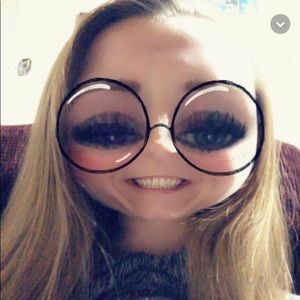 Meet your Posher, Meagan